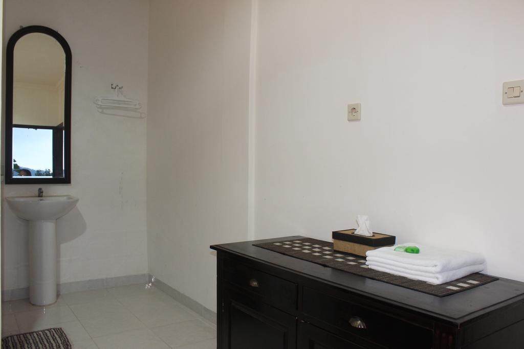 Dangin Mangkalan Homestay Munduk Oda fotoğraf